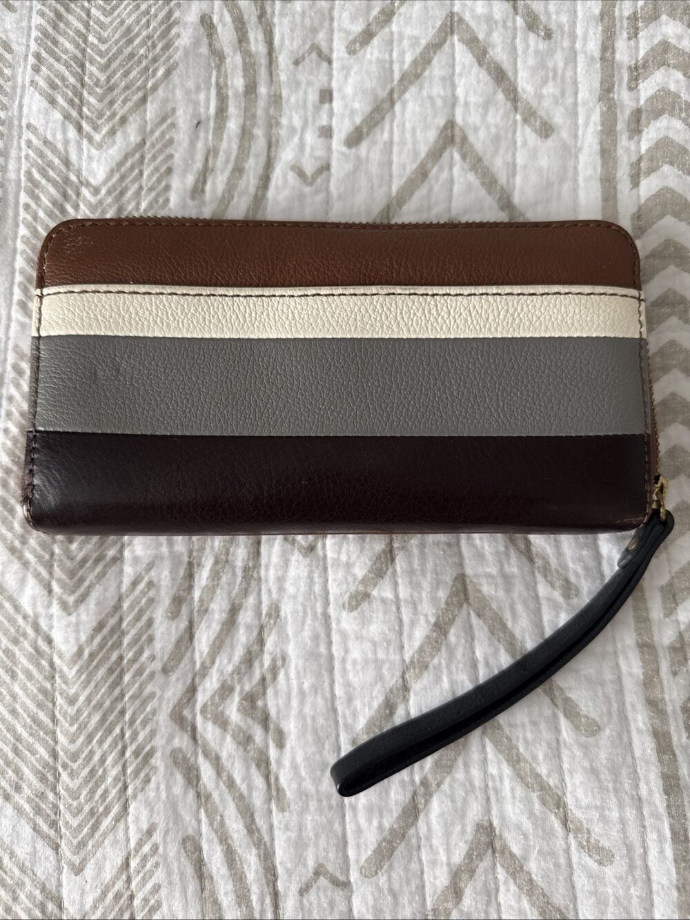 Fossil Women's Leather Wallet Brown, Grey & Cream 8”x 4”